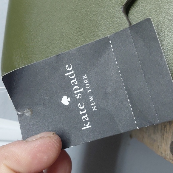 NWT Kate Spade Olive Green Scallop-Edge Smooth Leather Gemma Wallet - Picture 7 of 7